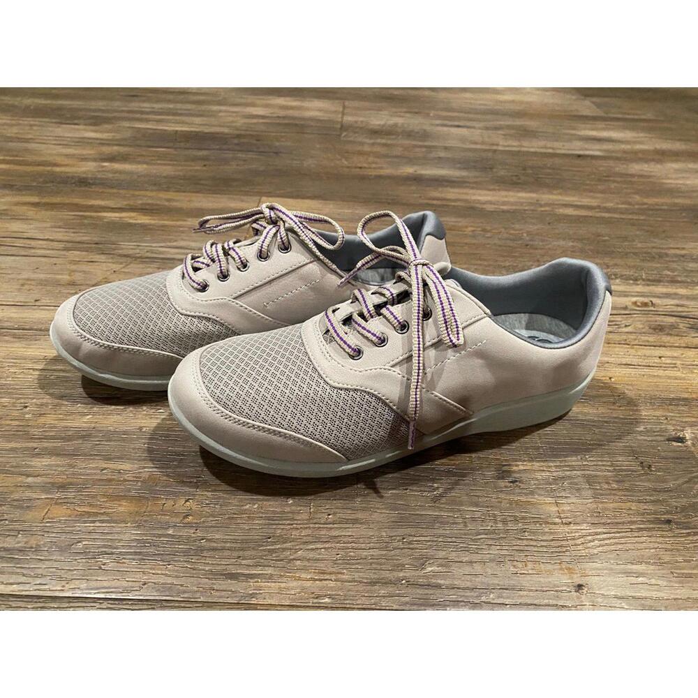 Clarks Cloudsteppers Light Purple/Grey Sneakers S… - image 1